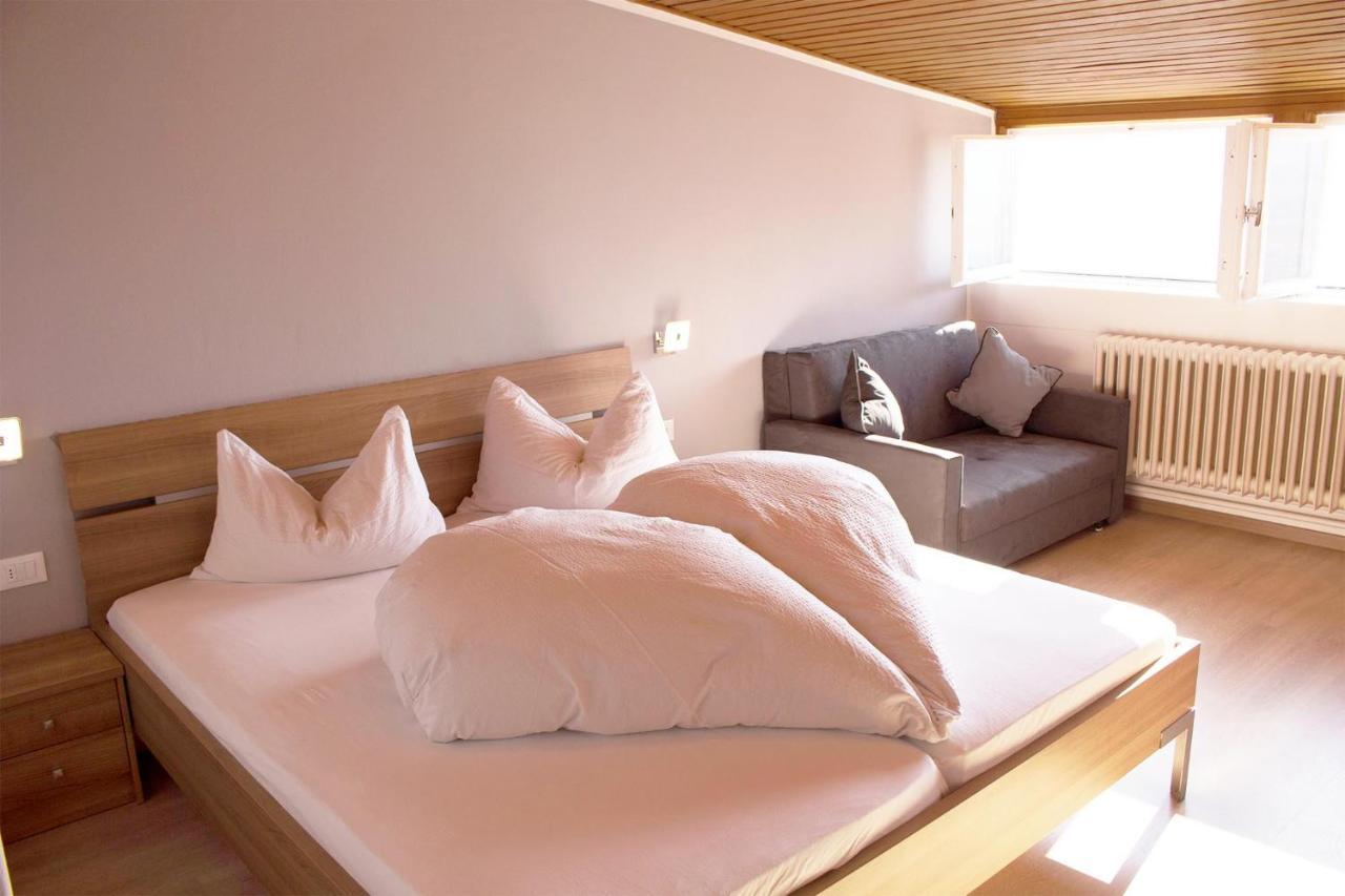 Schenna Garni Eden Bed & Breakfast Εξωτερικό φωτογραφία